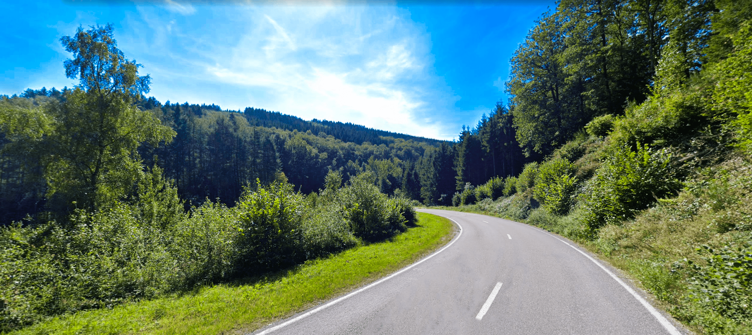 Top 6 bestemmingen voor een weekend weg met de motor - Horizon Motor Reizen
