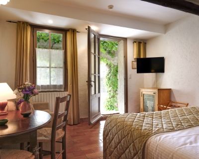 Charembeau1700-0621-b2-Grande